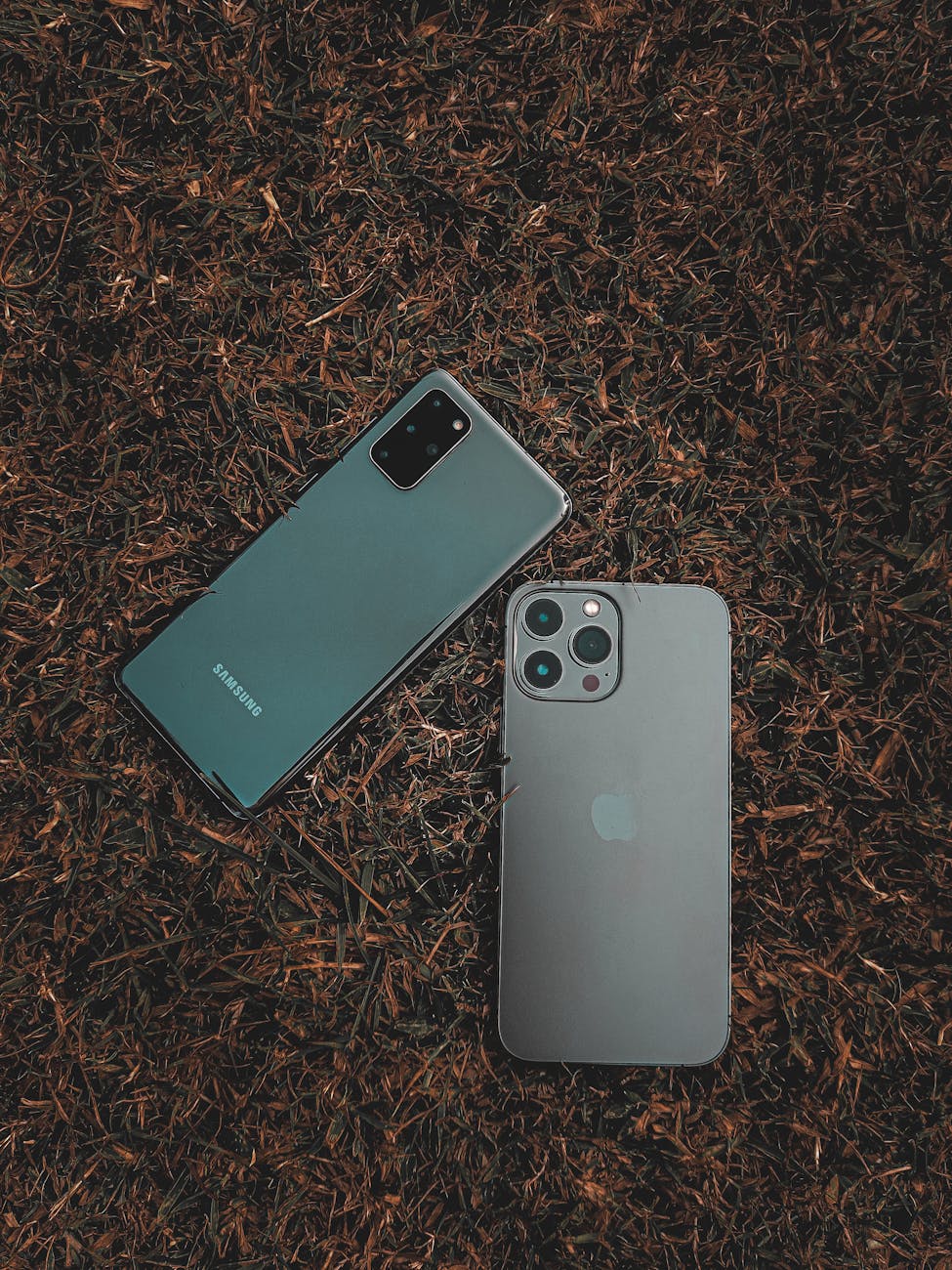 Apple vs Samsung: Hangi Marka Daha İyi?